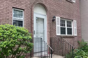 82 E Gate Ln, Hamden, CT 06514 - Photo 1