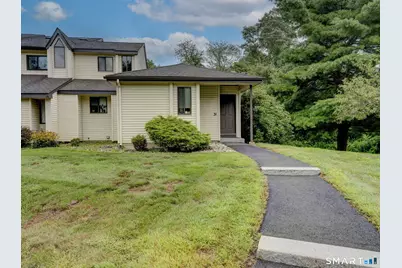 31 Simsbury Landing #31, Simsbury, CT 06070 - Photo 1