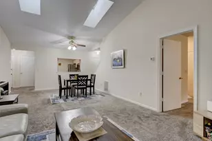 31 Simsbury Landing, Simsbury, CT 06070 - Photo 11