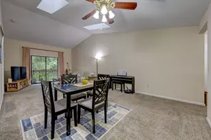 31 Simsbury Landing, Simsbury, CT 06070 - Photo 5