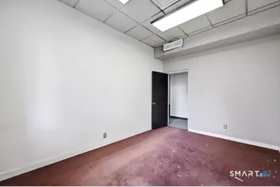 650 Franklin Avenue, Hartford, CT 06114 - Photo 31