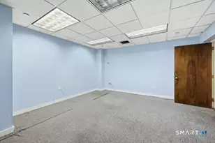 650 Franklin Ave, Hartford, CT 06114 - Photo 17
