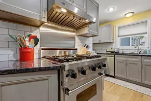 118B Limewood Ave, Branford, CT 06405 - Photo 9