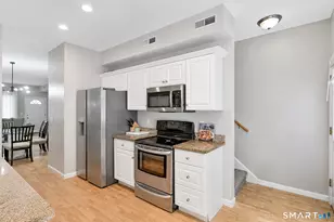 24 Wishing Well Ln, New Milford, CT 06776 - Photo 11