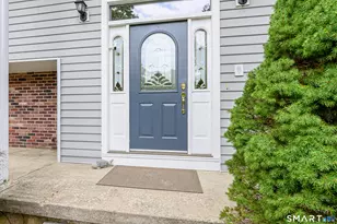 26 Dorchester Ln, Branford, CT 06405 - Photo 3