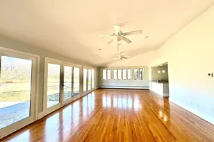 2 Meadow Pl, East Haven, CT 06512 - Photo 13