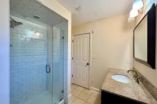 2 Meadow Pl, East Haven, CT 06512 - Photo 11