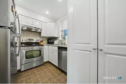 37 Rowayton Woods Drive #37, Norwalk, CT 06854 - Photo 9