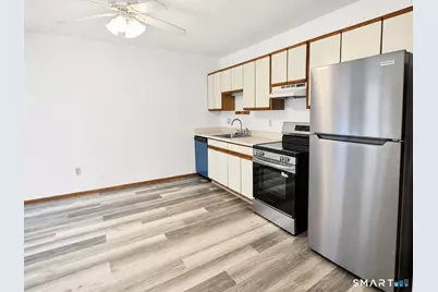 24 West Road #8, Ellington, CT 06029 - Photo 5