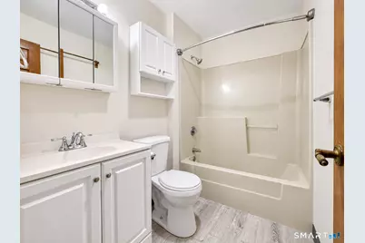 24 West Road #8, Ellington, CT 06029 - Photo 3