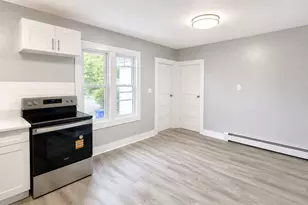 118 High St, Torrington, CT 06790 - Photo 5
