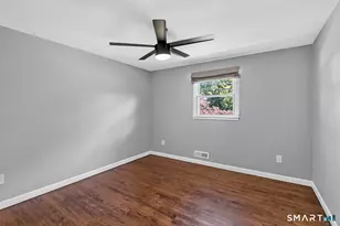 425 Judd St, Fairfield, CT 06824 - Photo 15