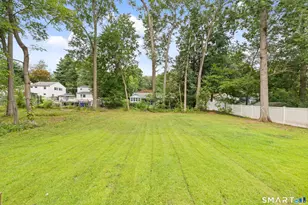 276 Westpoint Terr, West Hartford, CT 06107 - Photo 21