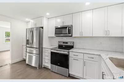 276 Westpoint Terrace, West Hartford, CT 06107 - Photo 3