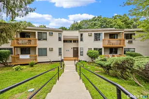 88 Woodland Dr, Cromwell, CT 06416 - Photo 1