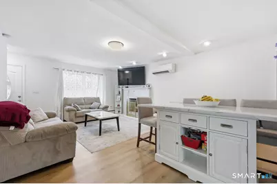 31 Center Avenue, East Haven, CT 06512 - Photo 9