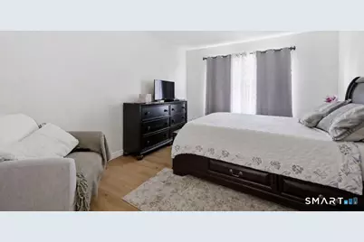 31 Center Avenue, East Haven, CT 06512 - Photo 25