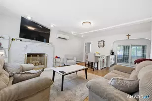 31 Center Ave, East Haven, CT 06512 - Photo 11