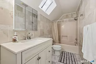 31 Center Ave, East Haven, CT 06512 - Photo 29