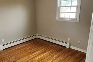 7 River St, Stonington, CT 06379 - Photo 5