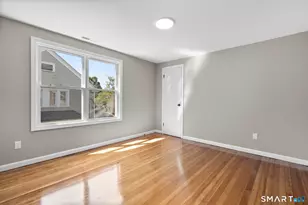 1025 Townsend Ave, New Haven, CT 06512 - Photo 21