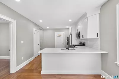 1025 Townsend Avenue, New Haven, CT 06512 - Photo 9