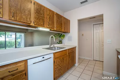 301 Carlton Lane #301, Rocky Hill, CT 06067 - Photo 7