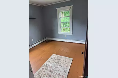21 Ardmore Street #2nd fl, Fairfield, CT 06824 - Photo 13