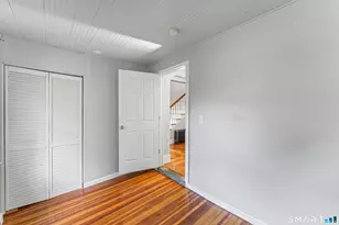 33 Evergreen Ave, Hamden, CT 06518 - Photo 17