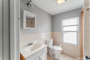 33 Evergreen Ave, Hamden, CT 06518 - Photo 19