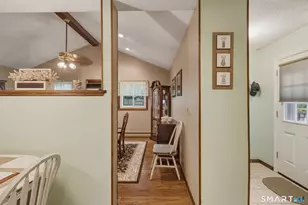 80 Fieldstone Rd, Waterbury, CT 06704 - Photo 9