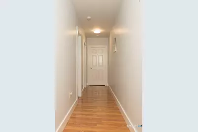 17 Edgewood Street, Hartford, CT 06112 - Photo 5