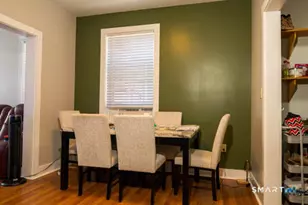 17 Edgewood St, Hartford, CT 06112 - Photo 11