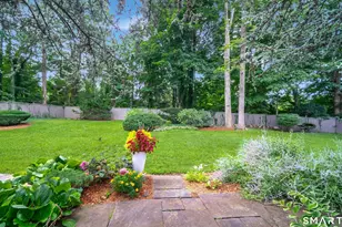 47 Windsor Rd, North Haven, CT 06473 - Photo 35