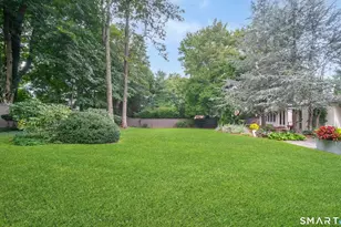 47 Windsor Rd, North Haven, CT 06473 - Photo 33