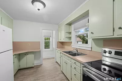556 Ocean Avenue, New London, CT 06320 - Photo 15