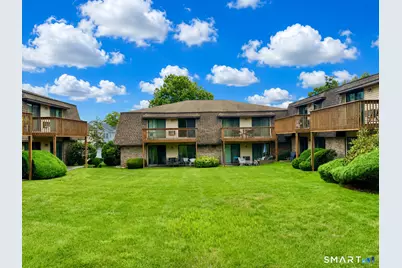 180 Colonial Road #B4, Stamford, CT 06906 - Photo 1