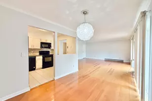 180 Colonial Rd, Stamford, CT 06906 - Photo 11