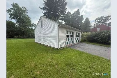 54 Beacon Manor Road, Naugatuck, CT 06770 - Photo 5