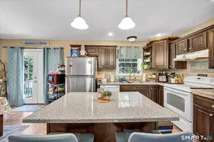 524 Christopher Way, Killingly, CT 06241 - Photo 9
