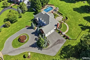 8 Huntington Ln, New Fairfield, CT 06812 - Photo 3