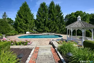8 Huntington Ln, New Fairfield, CT 06812 - Photo 5