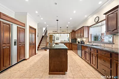 8 Huntington Lane, New Fairfield, CT 06812 - Photo 15