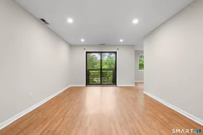 166 Old Brookfield Road #26D4, Danbury, CT 06811 - Photo 11