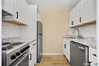 15 Linden Pl Place #2, Greenwich, CT 06831 - Photo 9