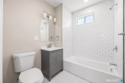 36 Hubbell Avenue, Ansonia, CT 06401 - Photo 15