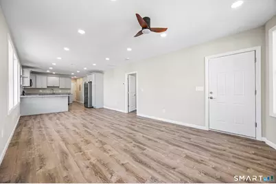 36 Hubbell Avenue, Ansonia, CT 06401 - Photo 5