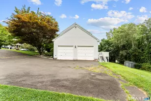 23 Brookview Ln, Middletown, CT 06457 - Photo 35