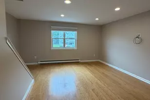 26 Upson St, Bristol, CT 06010 - Photo 5