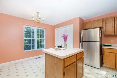 124 Cynrose Place, Meriden, CT 06451 - Photo 9